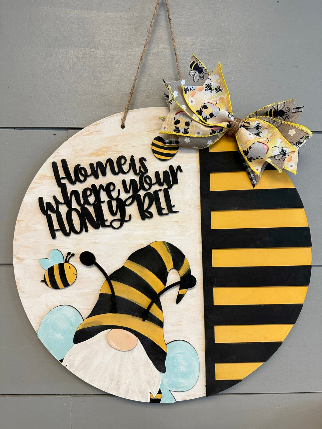 Honey Bee Gnome Door Hanger Round